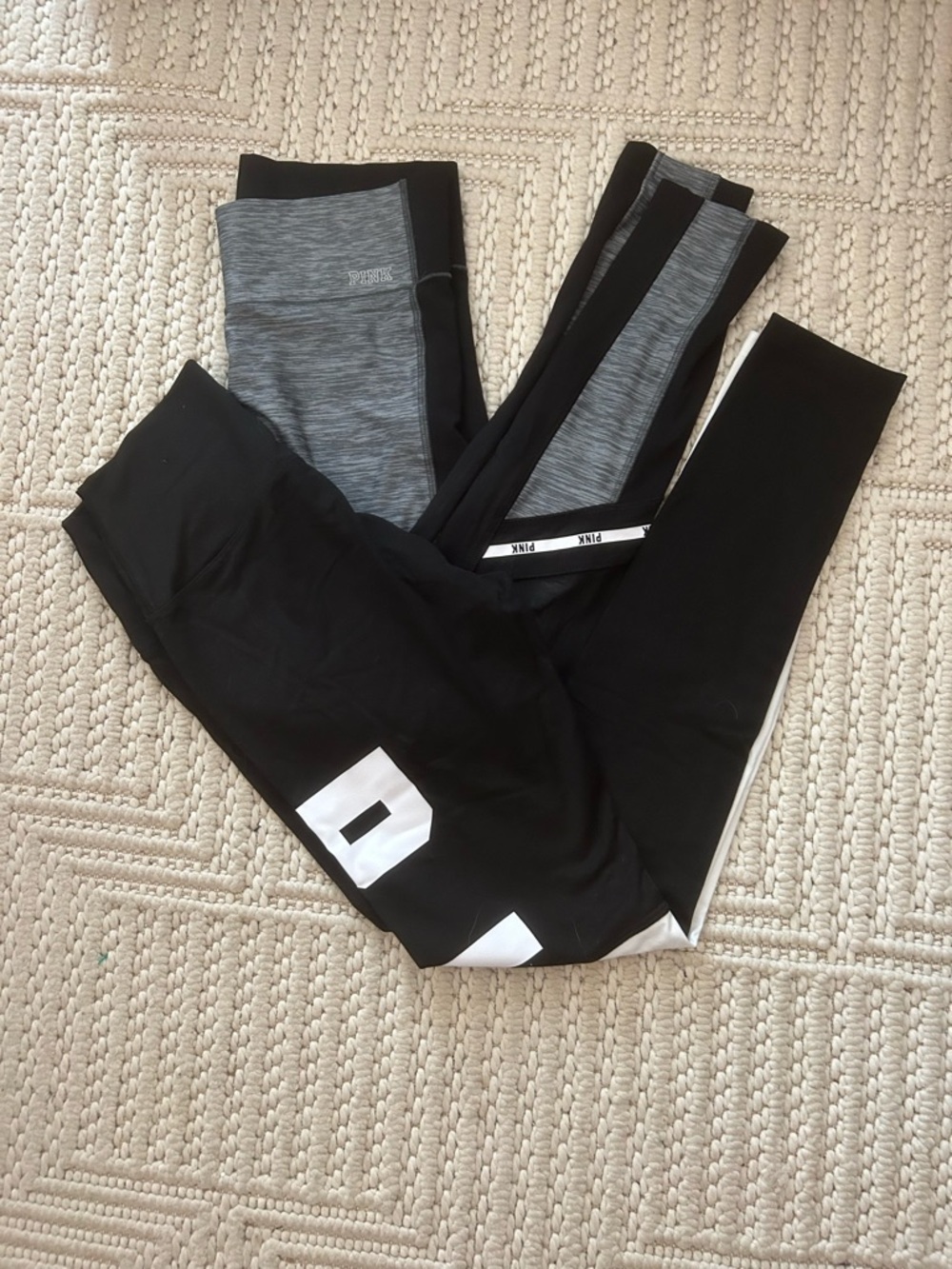Pink x Victoria’s Secret Lot: 2 Women’s Sz S Grey Black White Ultimate Leggings